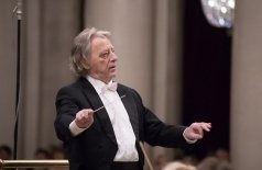 Симфонический оркестр «Классика» и Александр Канторов