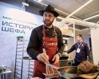 AI-Шефы в ресторанах, геймификация для официантов, пицца по мотивам русских щей.