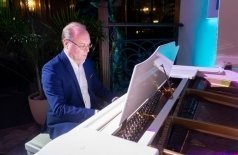 Киномузыка и джаз. Вечер в соборе при свечах