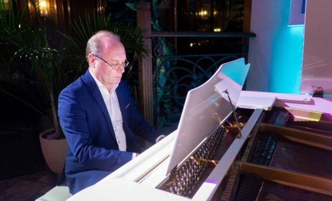 Киномузыка и джаз. Вечер в соборе при свечах