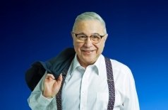 Евгений Петросян