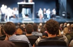 Служебный роман