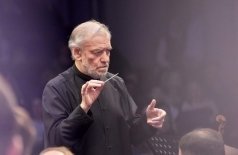Валерий Гергиев и Объединенный симфонический оркестр Мариинского и Большого театров
