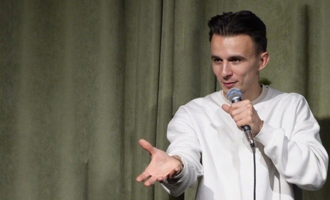 Евгений Серов