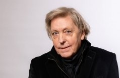 ВнеКлассное чтение Джон Рональд Руэл Толкин. «Сказочное приключение Хоббита»