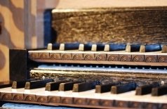 Орган при свечах. Мировые шедевры и мелодия белой ночи