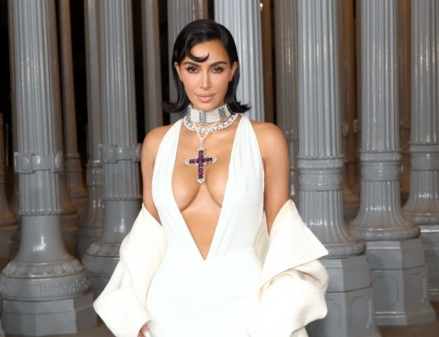 Ким Кардашьян: как светская хроника превратила её в мировую знаменитость