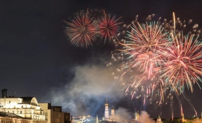 Музыкальный круиз с просмотром салюта