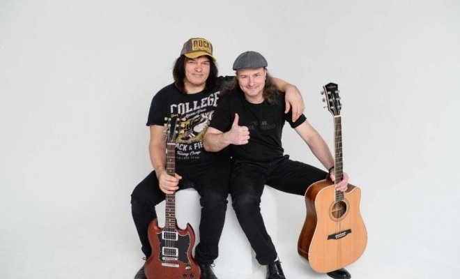 О героях былых времён, о любви, весне, победе!