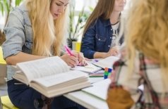 Густав Климт: золото, любовь и женщины