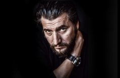 Александр Устюгов с оркестром