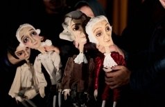 Тронутый. Как возник русский театр