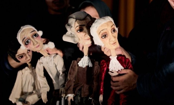 Тронутый. Как возник русский театр