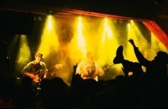 North Emo Community: Bird Bone, Пекинский велосипед, Побег, Ищейка и Ножевая драка в телефонной будке