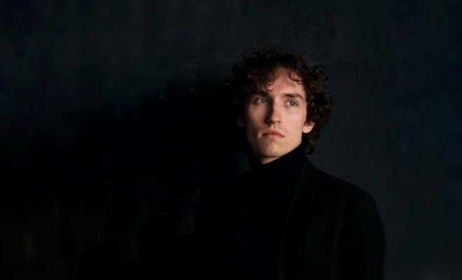 Илья Папоян, Валентин Малинин. Академия русской музыки. Дирижёр — Иван Никифорчин