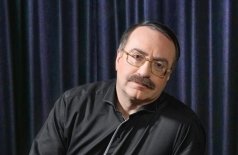 Даниил Крамер, Олег Аккуратов