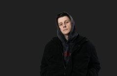 Денис Антипов