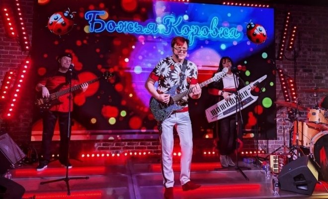 Назад в 90-е с «Божьей коровкой»