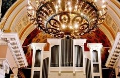 Орган и саксофон при свечах. Италия через Атлантику