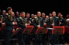 Оркестр минобороны России оредставляет