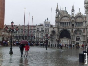 Наводнение в Венеции, прислала Галина Назарова