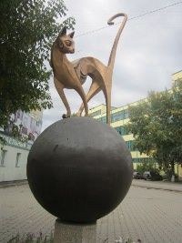Пять лысых памятников