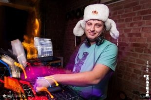 DJ Strelok & DJ Ёж (ресторан "Товарищ") 
