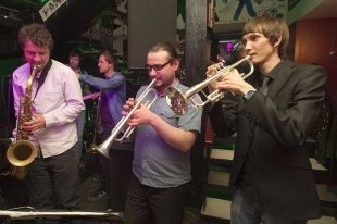 Jazz Brassers & Three Fall в Челябинске 