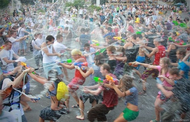 Водный бой: очередной флеш-моб пройдет в Казани
