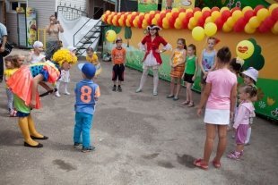 Семейный праздник «Летний театр для Малюток»