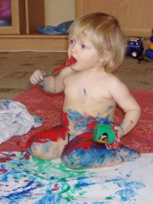 Ева Гоцкозик, 11 месяцев: «Я художник хоть куда!»