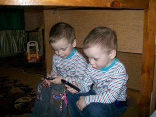 Алексей и Андрей Старцевы, 3 года