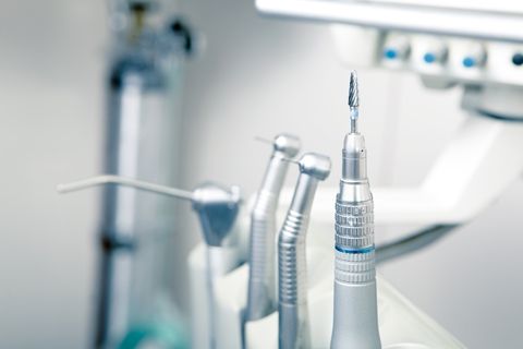 Улыбайтесь на здоровье: 5 современных стоматологических процедур