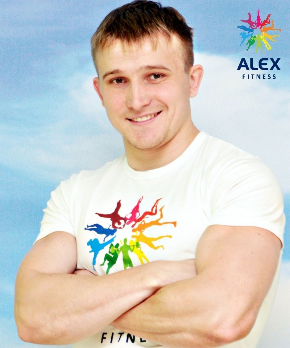 Данил Галушкин - Персональный тренер тренажерного зала. Специализация: фитнес, функциональный тренинг, тренировки для мужчин и женщин, консультации по питанию. Опыт работы с 2010 г.