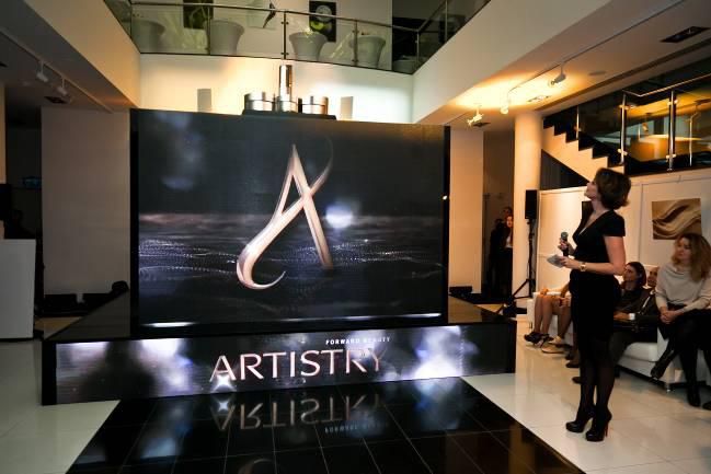 Бренд  ARTISTRY представил инновационную коллекцию косметики