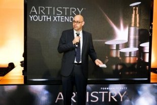 Бренд  ARTISTRY представил инновационную коллекцию косметики