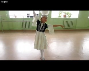 Аяжан Бахытжан, http://kaztube.kz/ru/video/101517