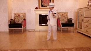Алихан Айтказы, 6 лет. Сценическое имя: AJ. г. Караганда. 