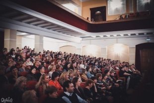 «Дамские угодники» выступили в ДК ЖД