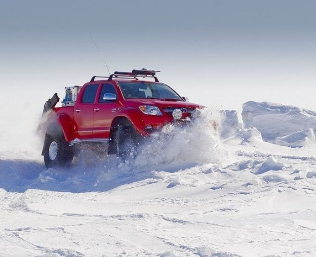 Легендарный путешественник Влад Минин и сверхмашины Arctic Truck едут в Челябинск 