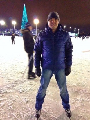 Ильнур Салахиев - Я сам ярый болельщик, хоккеист. Больше нравится, когда играет сборная. За нее и буду болеть. 