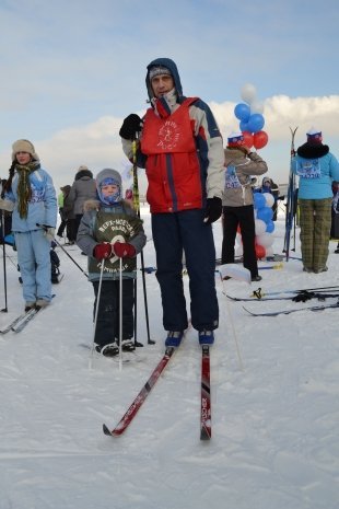Михаил и Ваня: – …горные лыжи, коньки, здоровье, спорт!