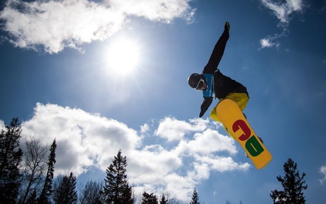 Лыжники и сноубордисты Урала свяжут себя крючком