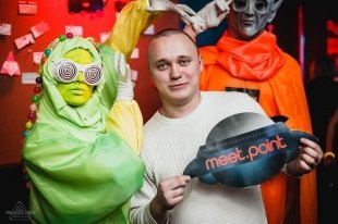 «День стекольщика» отметили в Meet.Point