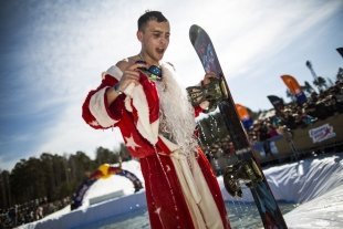 Аква-шоу Red Bull Jump & Freeze