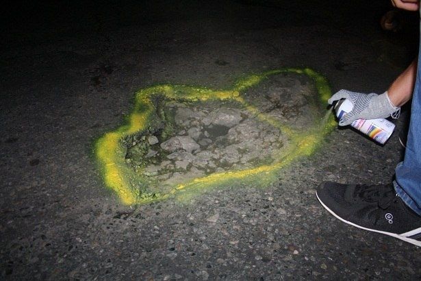 Челнинские ямы на дорогах засияют красками