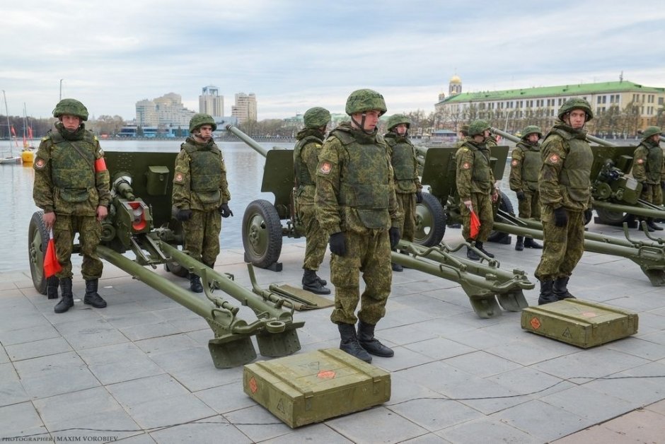 Парад 9 Мая в Екатеринбурге