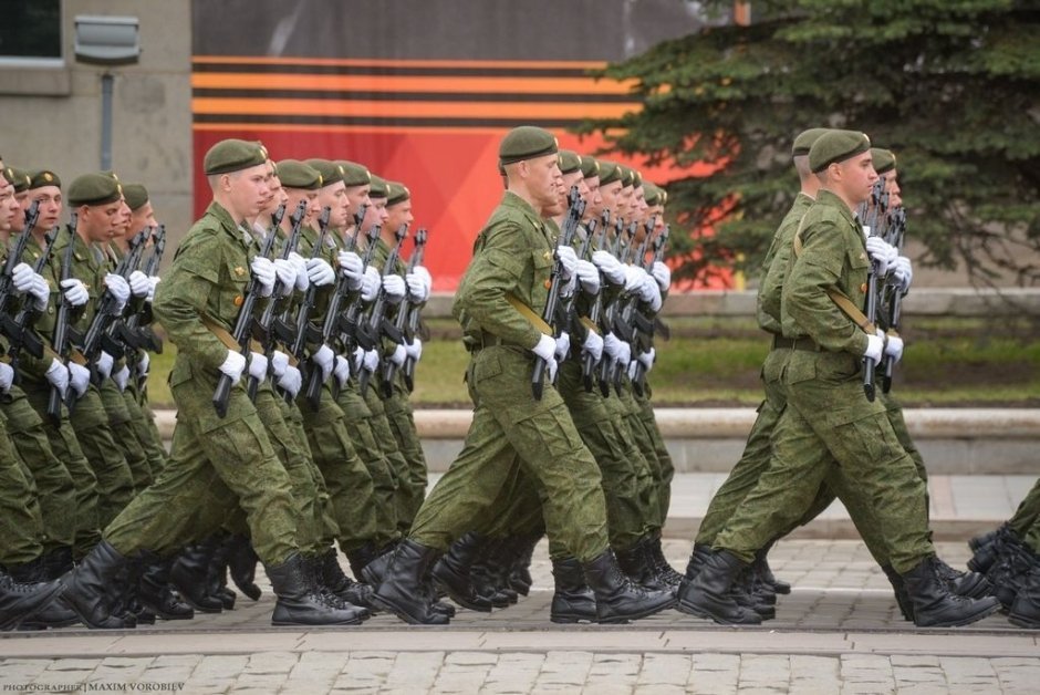 Парад 9 Мая в Екатеринбурге