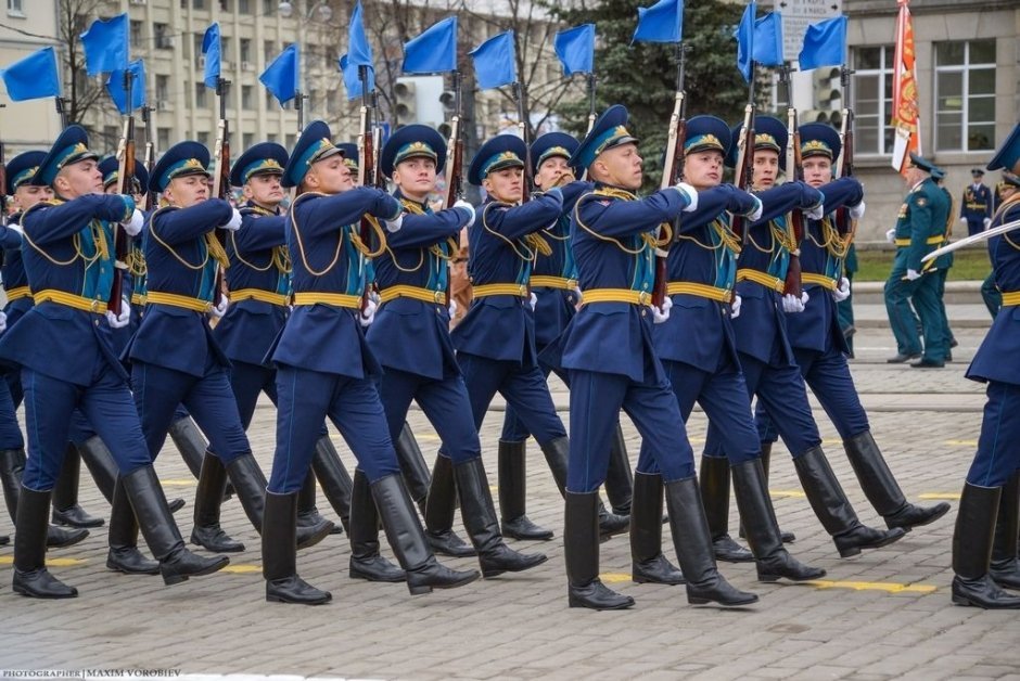 Парад 9 Мая в Екатеринбурге