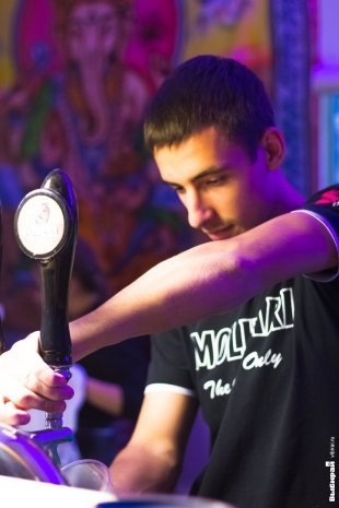 Grand Band в баре BQ